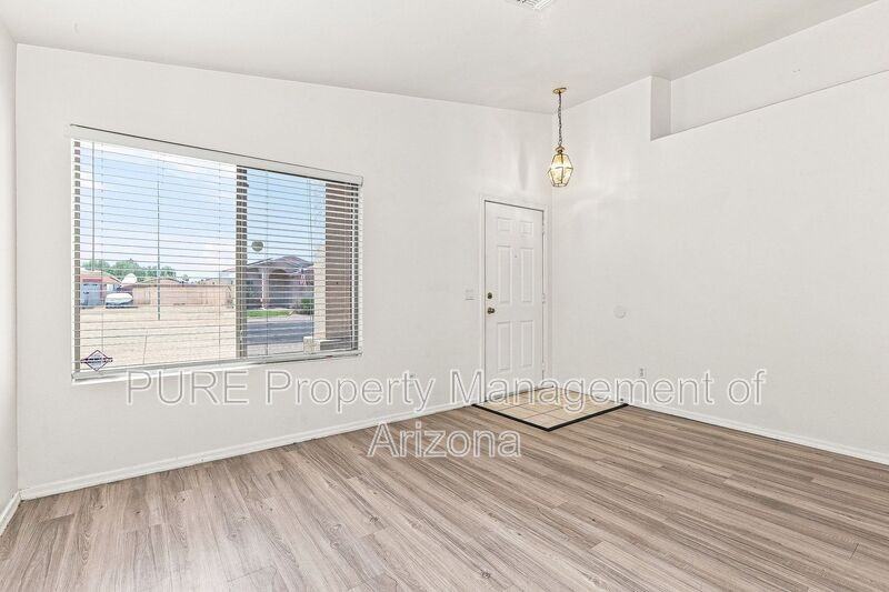 8952 E Birchwood Cir - Photo 6 of 31