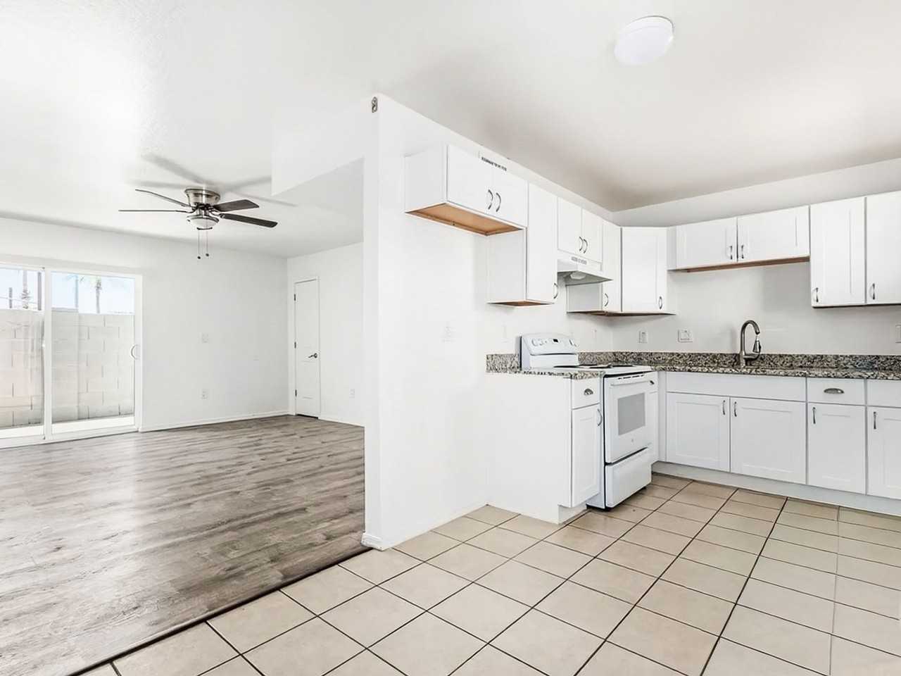 Welcome Home To Glendale West! *1 Month FREE on a 13 - Photo 4 of 5