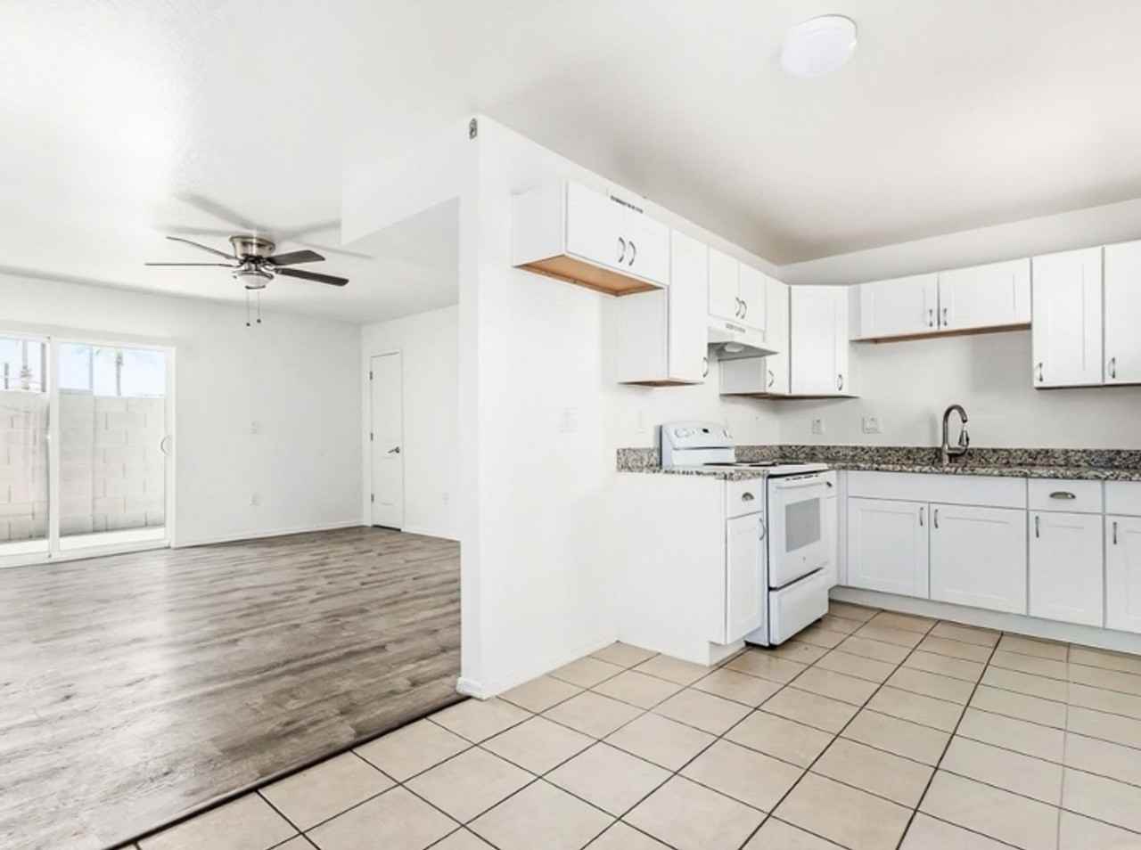 Welcome Home To Glendale West! *1 Month FREE on a 13 - Photo 5 of 5
