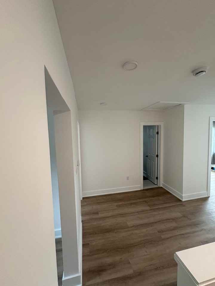 721 50th St Ne - Photo 3 of 21