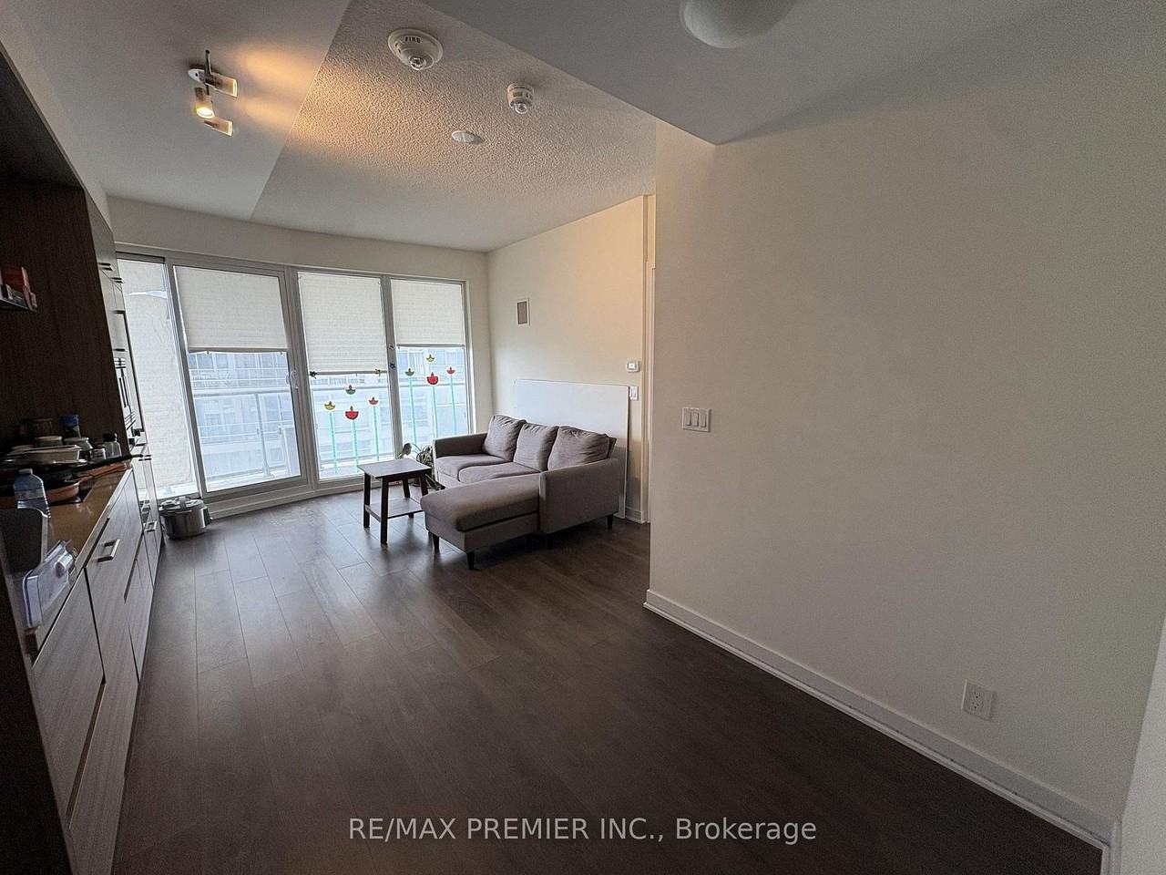 2221 Yonge Street #3105 - Photo 5 of 12