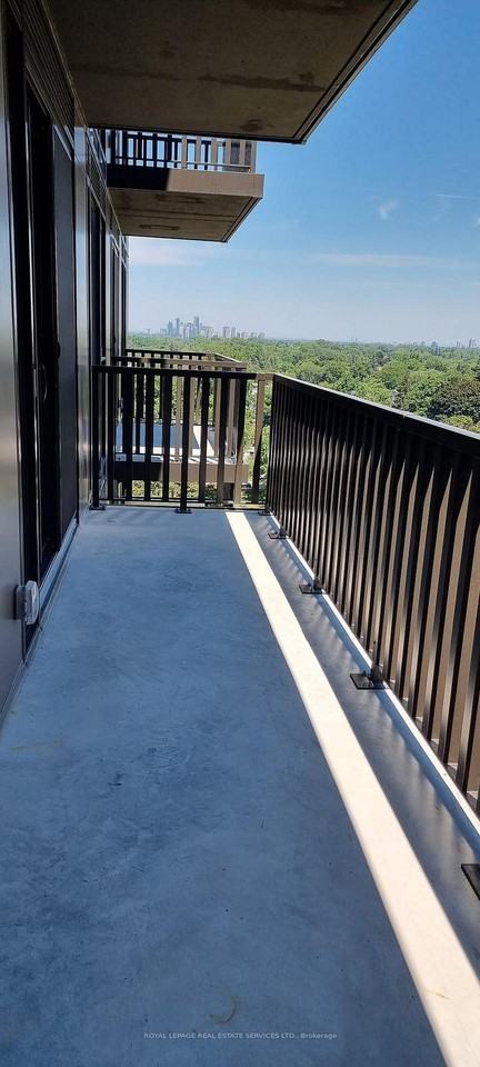 109 Erskine Avenue #1204 - Photo 2 of 9
