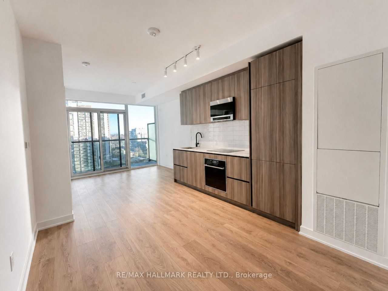117 Broadway Avenue #1205 - Photo 3 of 20