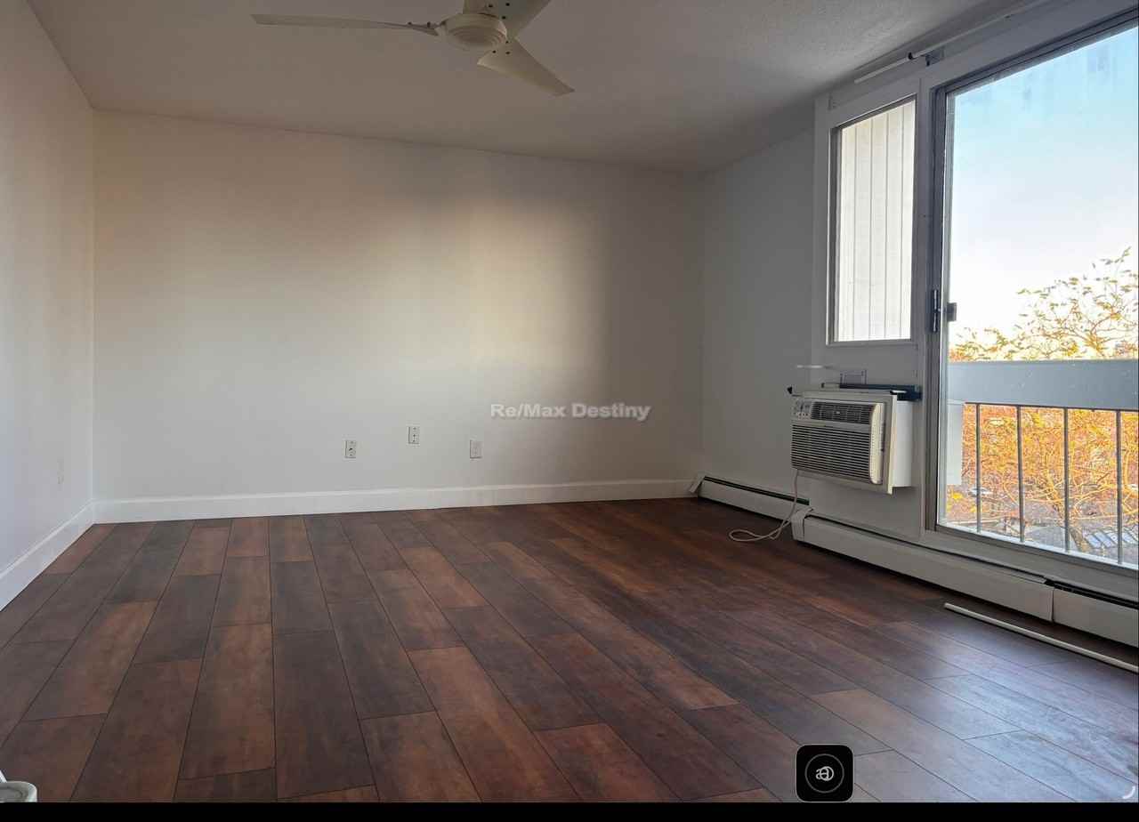 12 Inman St #53 - Photo 7 of 12