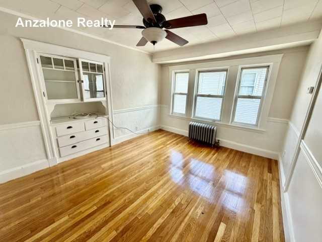 272 Willis Ave #2 - Photo 4 of 20
