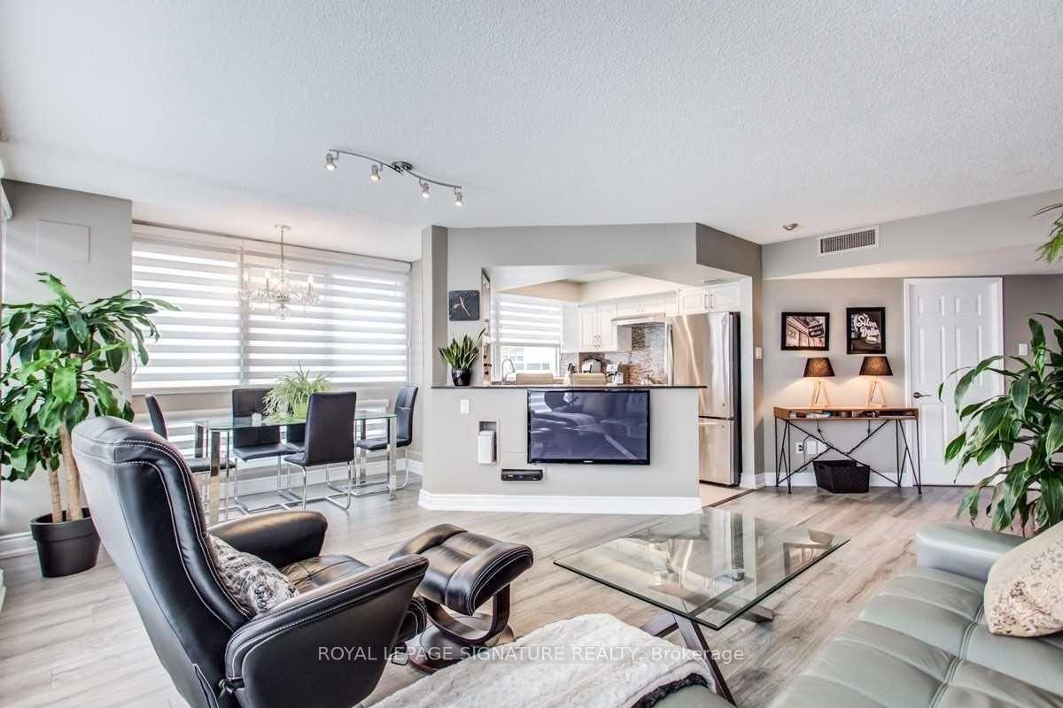 7 Broadway Avenue #603 - Photo 5 of 13
