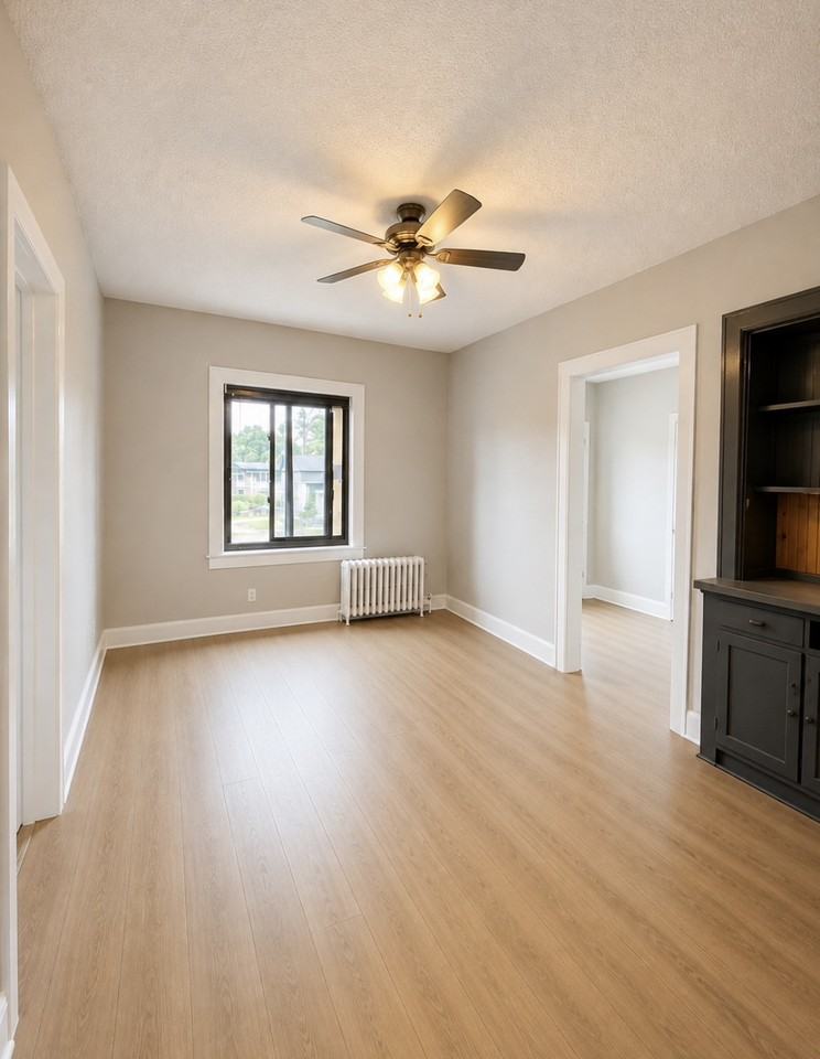 874 Selby Ave - Photo 2 of 6