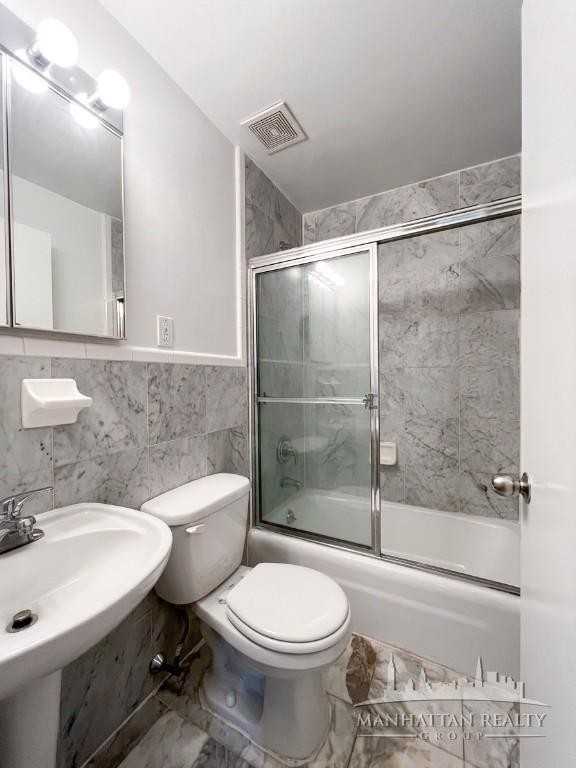 E 24th St #6 - Photo 3 of 6