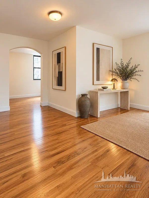 E 24th St #6 - Photo 6 of 6
