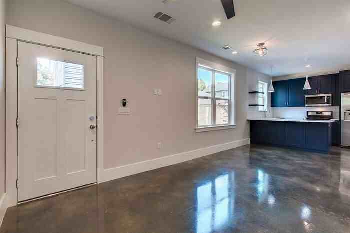 2821 Castro St #2 - Photo 7 of 29