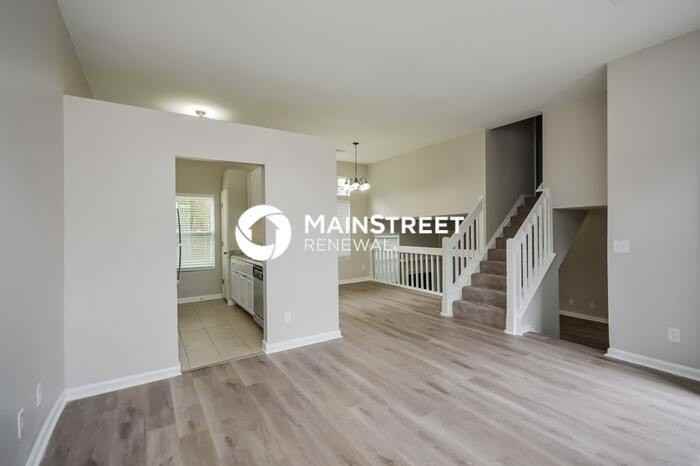 6233 Marbut Farms Ln - Photo 4 of 17