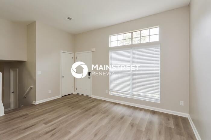 6233 Marbut Farms Ln - Photo 5 of 17