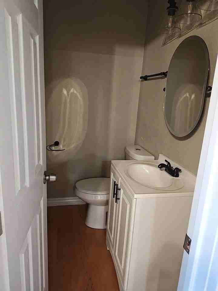 4745 Hawley Boulevard - Photo 2 of 25