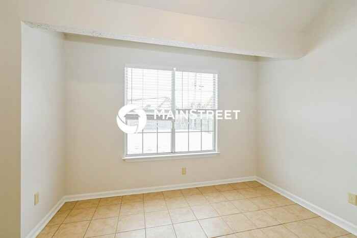 5930 Cottage Hill Dr - Photo 4 of 17