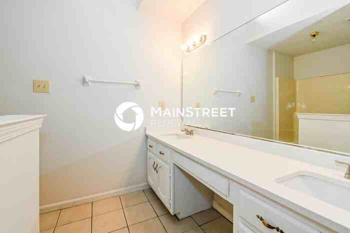 5930 Cottage Hill Dr - Photo 7 of 17