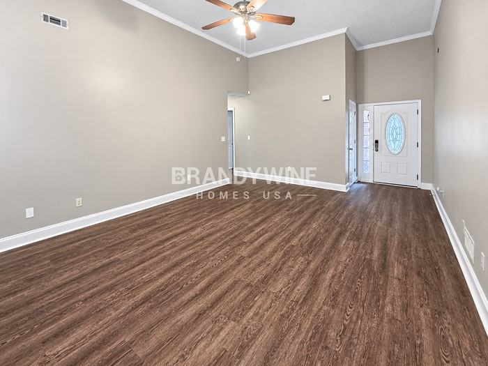 25 Lake Charles Way - Photo 5 of 29