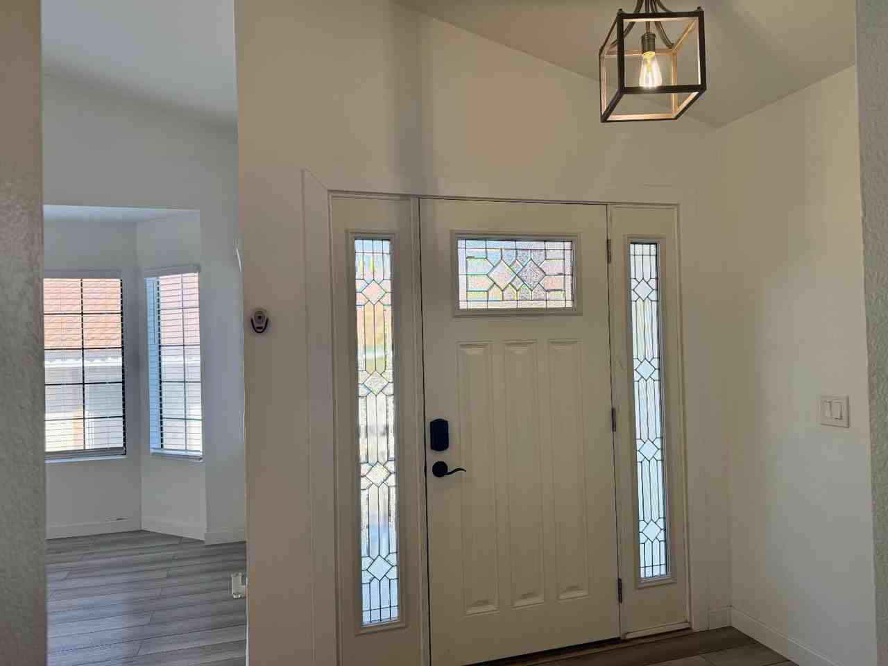 2503 Levante St - Photo 6 of 11