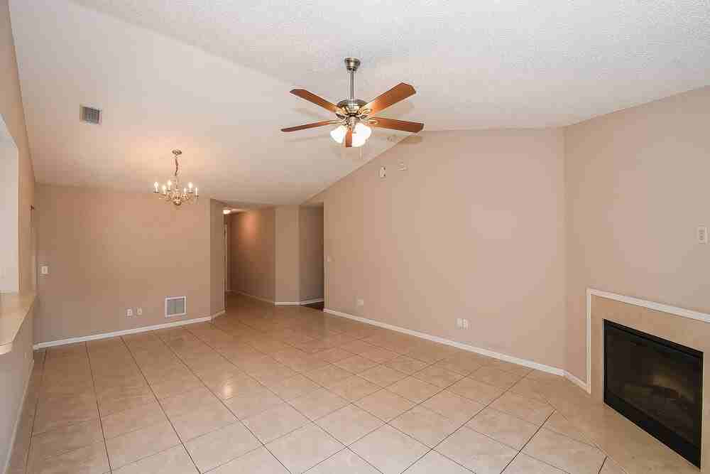 6522 Blue Leaf Ln - Photo 4 of 16