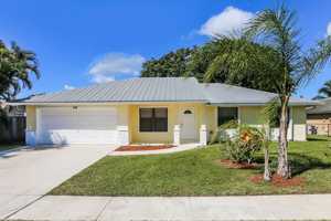 featured image of 342 La Mancha Ave