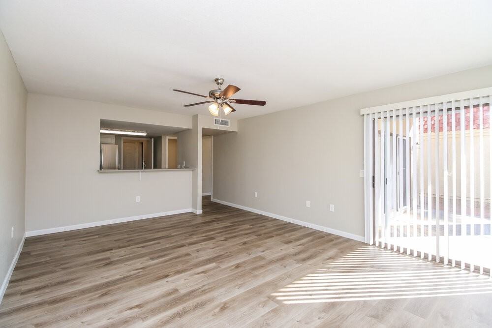 1505 E Commerce Ave - Photo 7 of 17