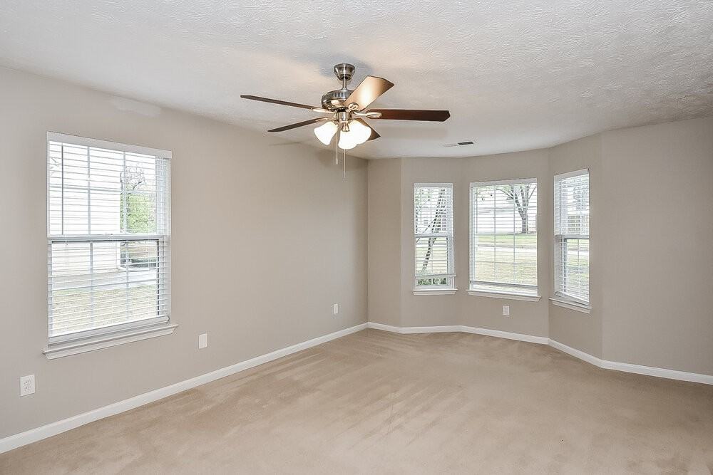 4212 Arrowhead Pointe - Photo 5 of 17