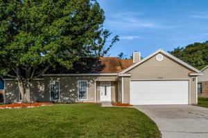 featured image of 1384 Rose Hill Dr E