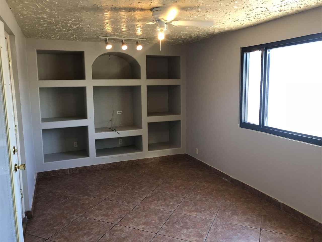 5526 S 13th Ave #1 - Photo 4 of 13