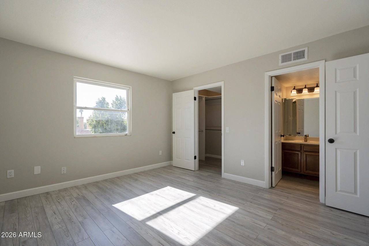 815 E Grovers Ave #66 - Photo 7 of 15