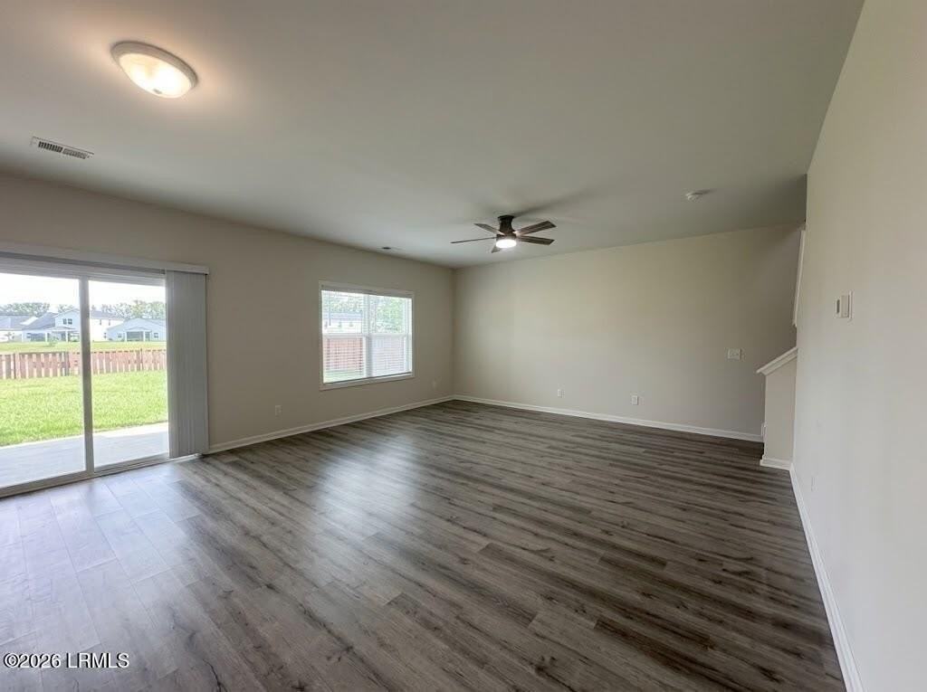 163 Great Bend Dr - Photo 4 of 25