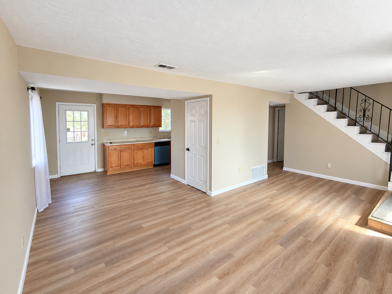 8728 Harness St #1 - Photo 7 of 30