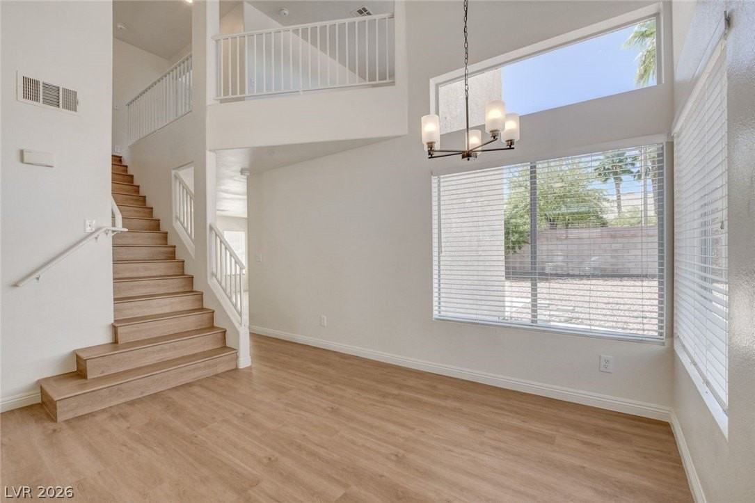 1441 Iron Springs Dr - Photo 3 of 50