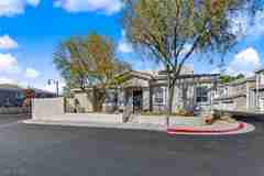259 Queens Ct - Photo 1 of 1