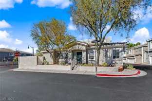 259 Queens Ct - Photo 1 of 1