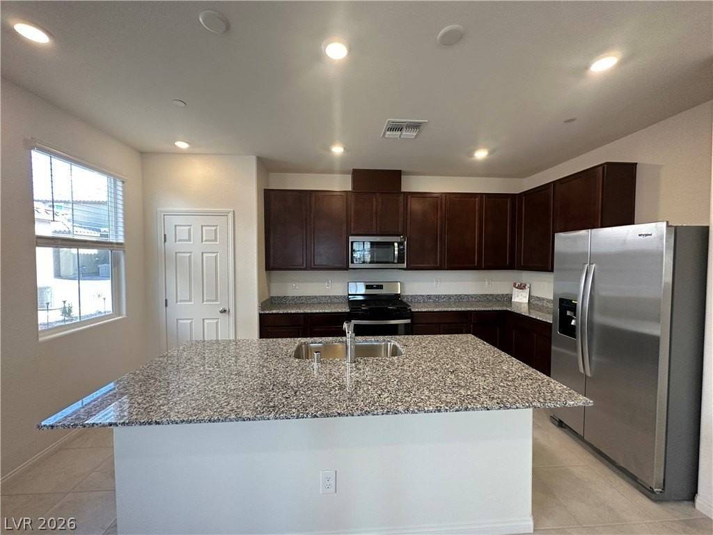 3729 Scafati Ave - Photo 4 of 23