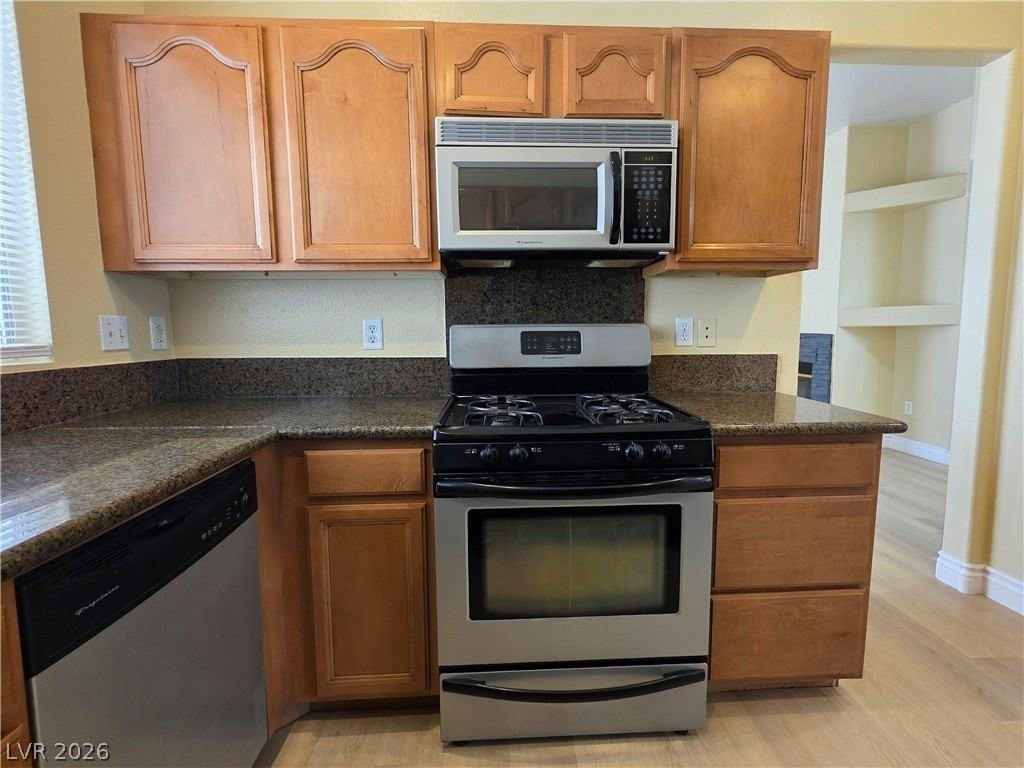 2540 Silver Shadow Dr - Photo 4 of 27