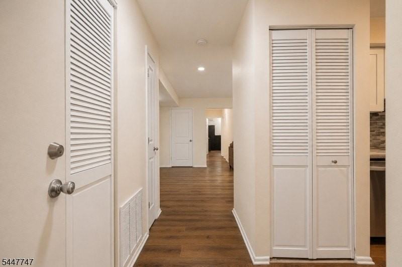 201 Edison Glen Ter - Photo 3 of 24