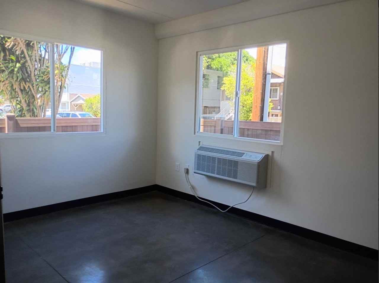 1751 Algaroba St - Photo 2 of 11