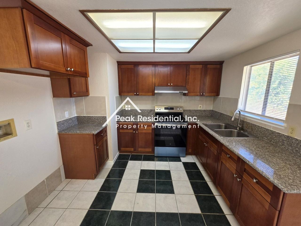 113 Prairie Cir - Photo 6 of 16