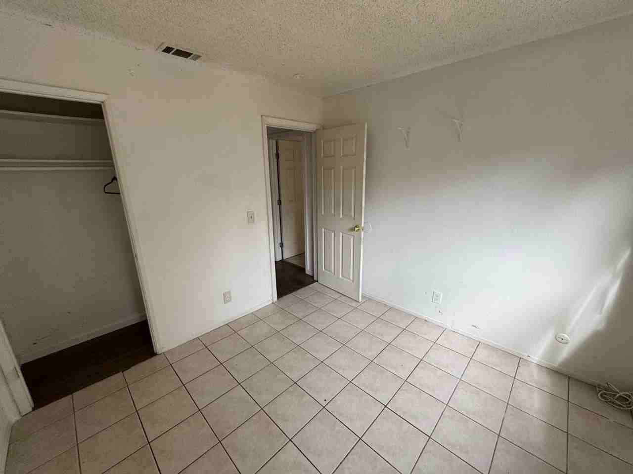 7337 Sakura Ct - Photo 7 of 10