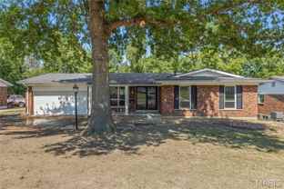 3705 Seville Dr - Photo 1 of 1