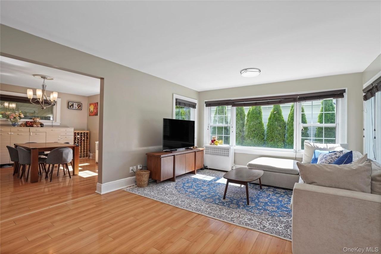 164 Nelson Rd - Photo 7 of 37