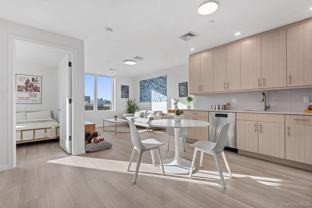 1 Lenox Rd #5D - Photo 1 of 1