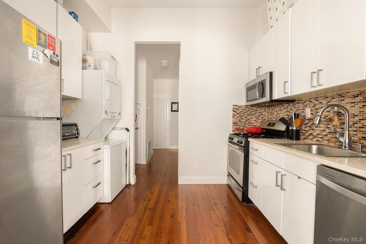 141 W 123rd St #2 - Photo 2 of 7