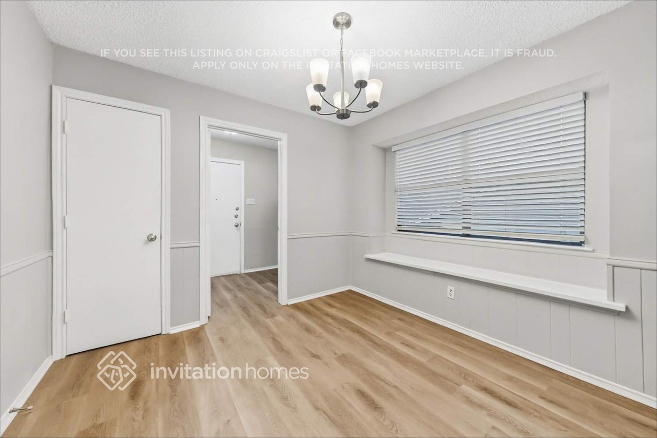 4510 Lone Oak Dr - Photo 7 of 19
