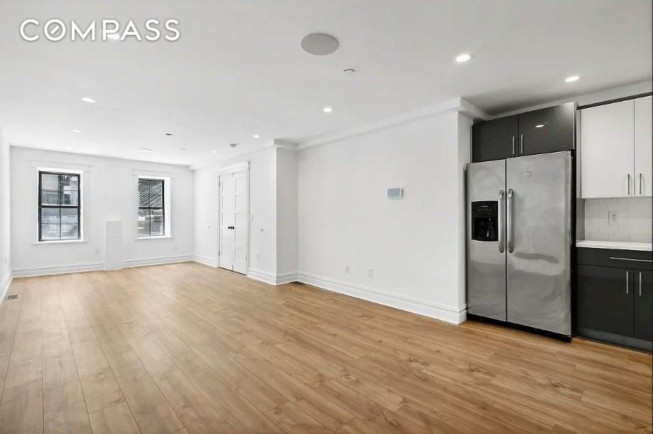 1083 Lafayette Ave #1 - Photo 3 of 7