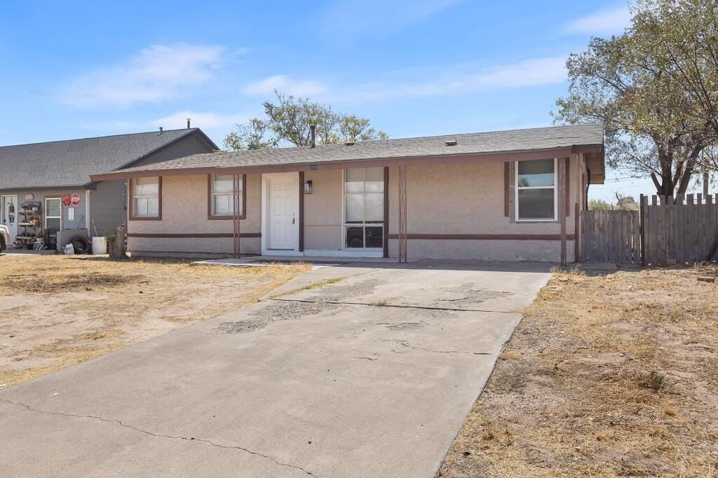 2105 Butternut Ln - Photo 2 of 18