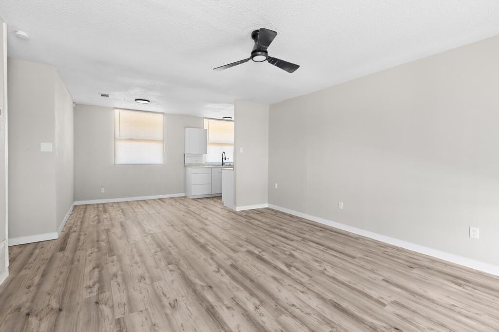 2105 Butternut Ln - Photo 6 of 18