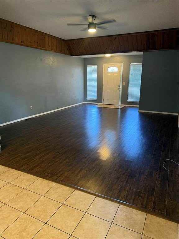 8617 N Eagle Ln - Photo 3 of 33