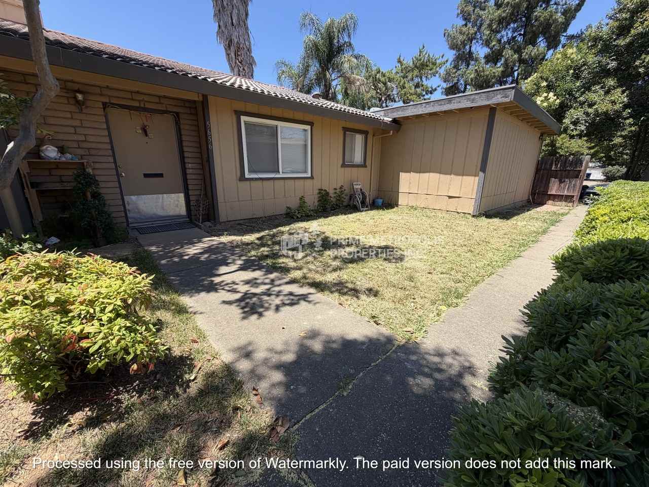 5656-5658 Odea Dr Sacramento CA 95824 HHL - Photo 3 of 27
