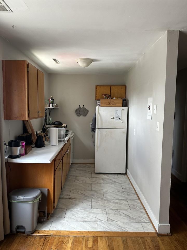 Grove Ave 2602 - Photo 3 of 12